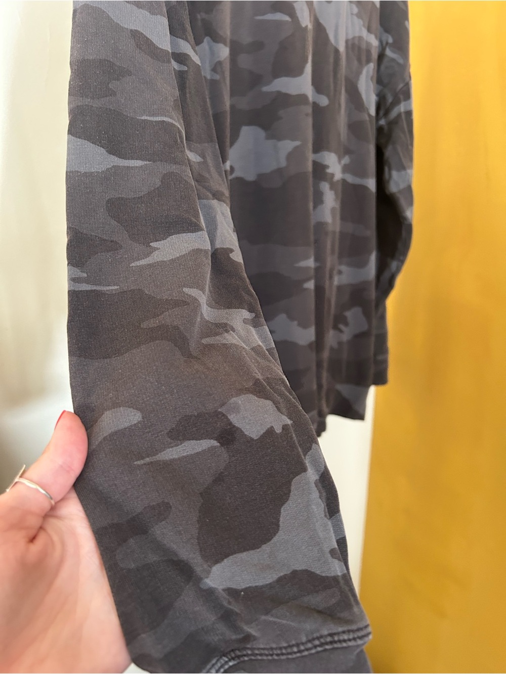 Athleta Studio to Street Sweatshirt Gray Camo Crewneck Athleisure Lounge Small - Picture 4 of 8